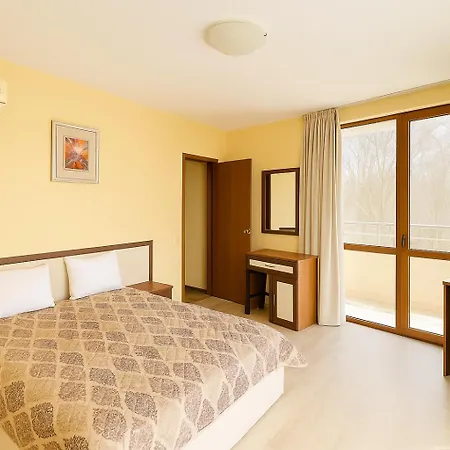 Sunny Victoria Penthouse Appartamento *