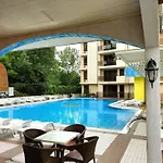 Sunny Victoria Penthouse ساني بيتش
